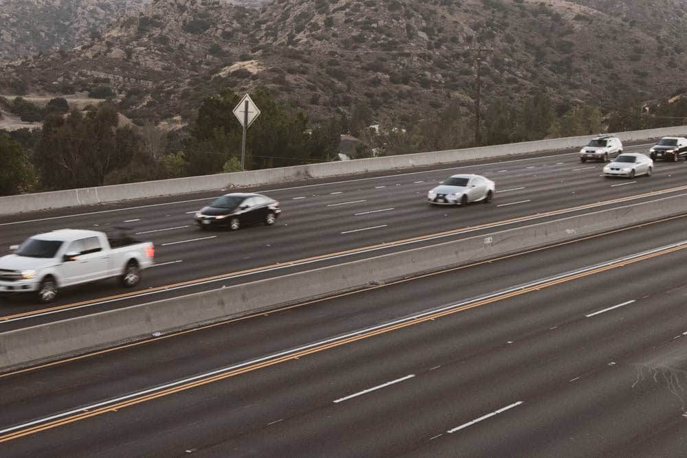 Atlanta, GA - Two Drivers Collide on I-285 at Decatur Rd, Causing Injuries