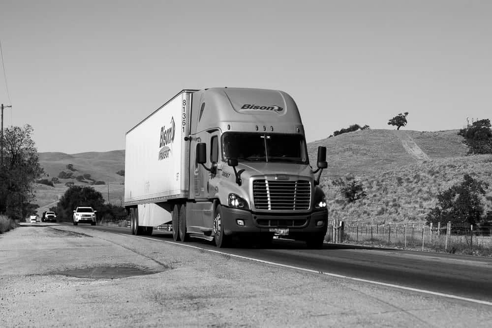 <strong></noscript>Braselton, GA – Injuries Reported in Pileup Crash with Semi-Truck at I-85 & GA-211</strong>