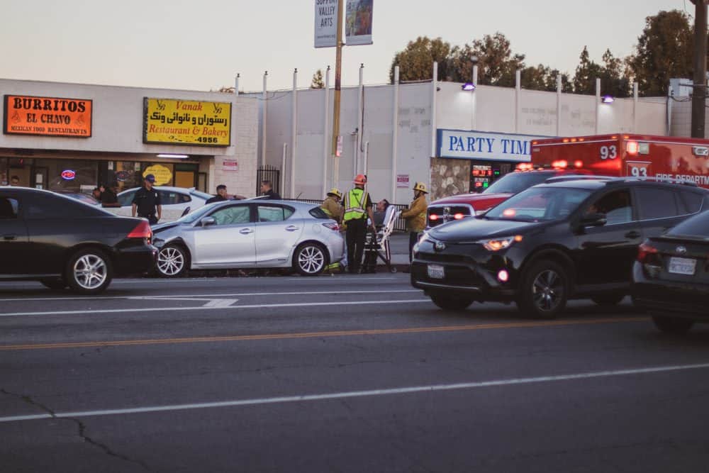 DeKalb, GA – Auto Wreck with Injuries Reported on I-295 near Flat Shoals Rd