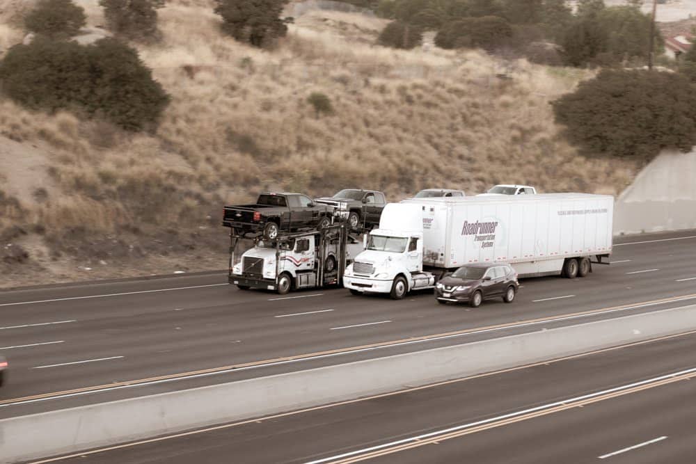 <strong></noscript>Lithonia, GA – Multi-Vehicle Crash Involving FedEx Truck on I-20</strong>