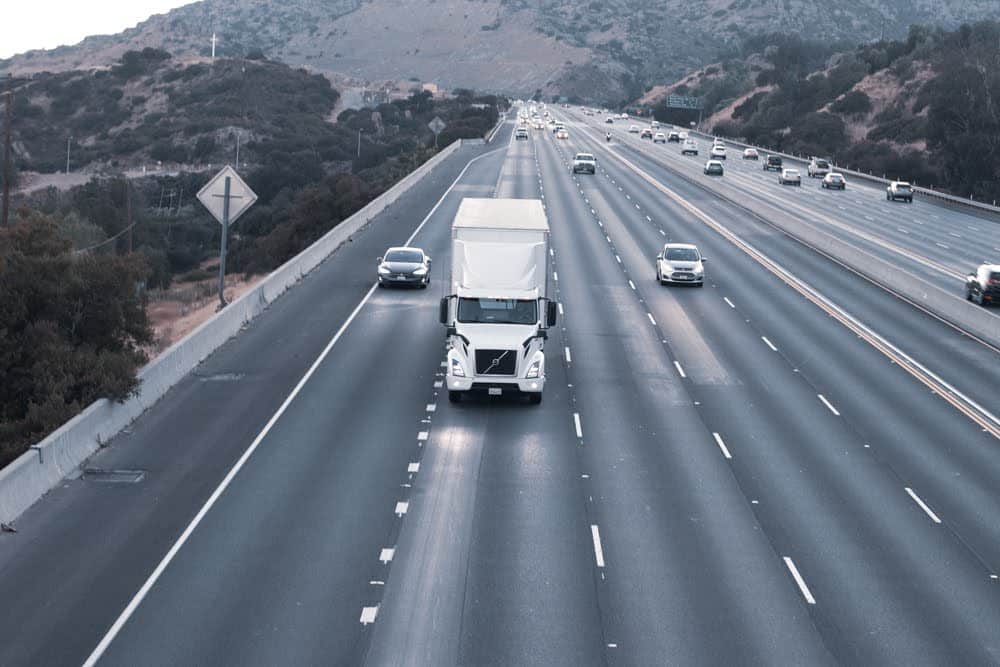 Atlanta, GA – Victims Injured in Car Crash on I-20 at Holmes Dr