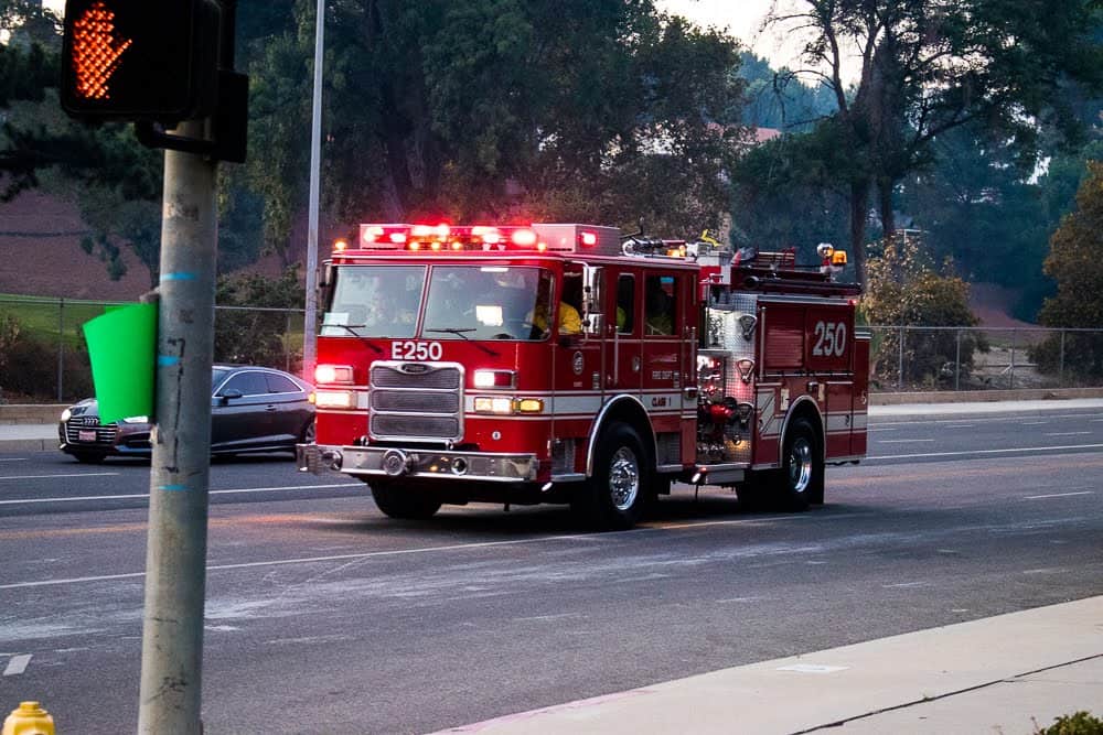 Atlanta, GA - Injuries Reported in Apt Complex Fire on Landrum Dr