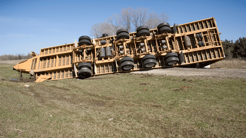 2/16 Suwanee, GA – Injuries Reported in Truck Accident in SB Lanes of I-985
